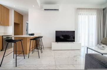 Apartment for 2 People in Kato Paphos, South Cyprus, Photo 4