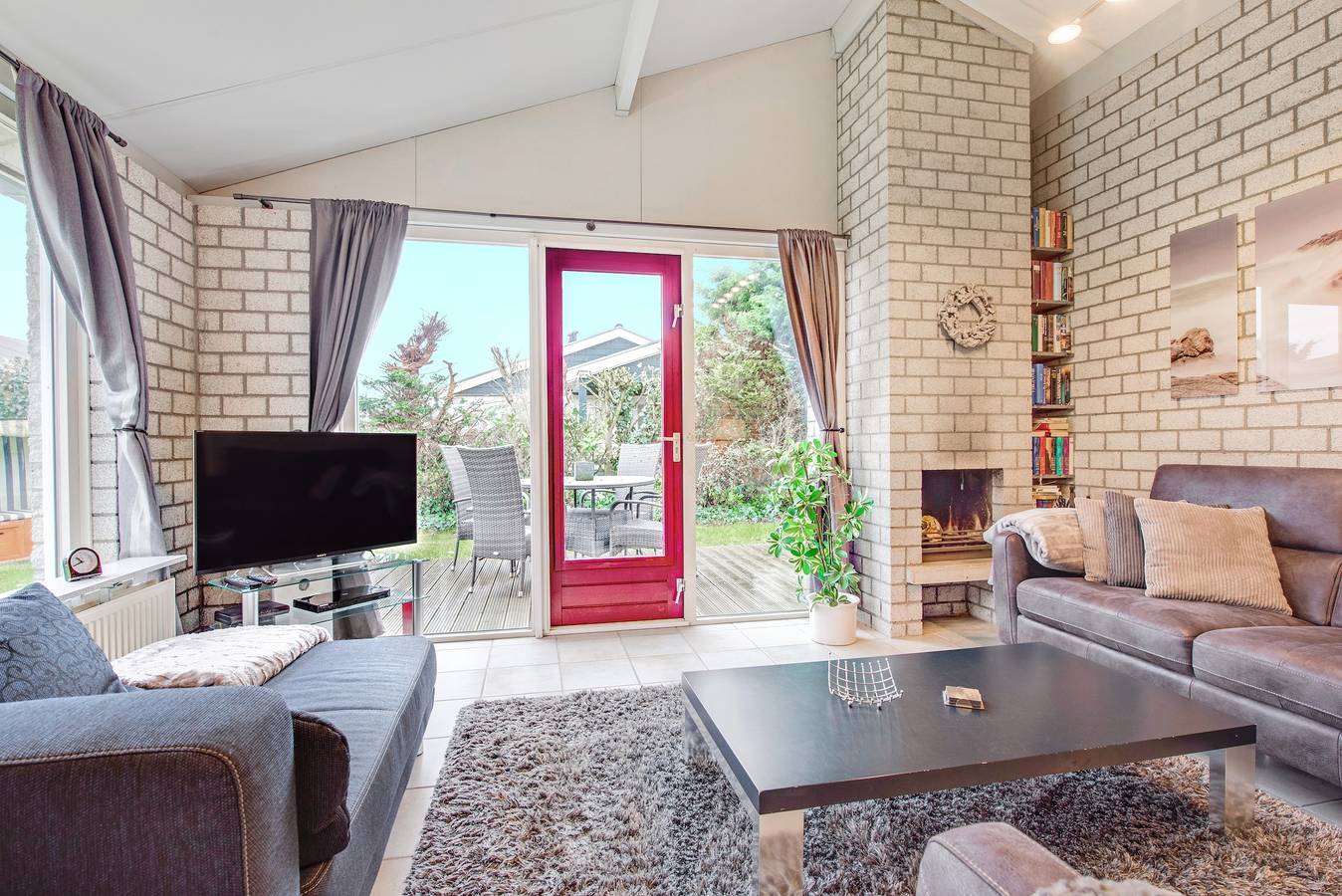 Gemütliches Ferienhaus Petten aan Zee mit Pool, Garten, Terrasse & Wlan in Petten, Noord-Holland - Nordseeküste