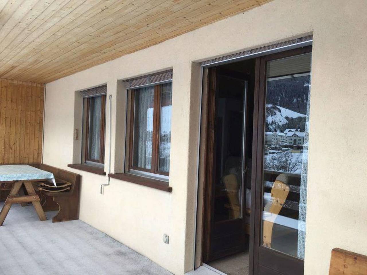 Ganze Ferienwohnung, Ferienhaus Somareiva - 3 Zimmerwohnung - 6 Betten in Surses, Albula