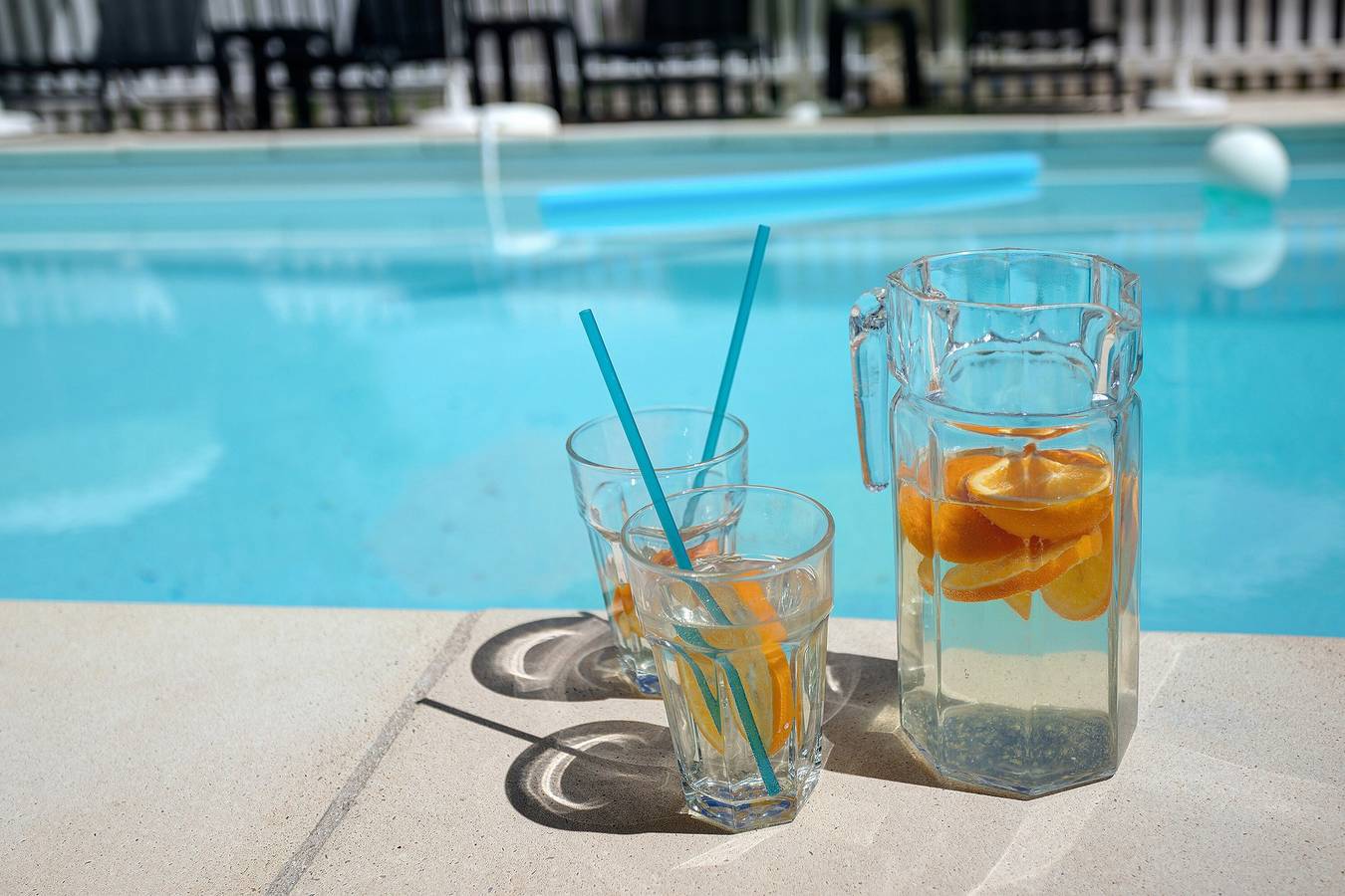 La Jandrine – Calme et repos "au vert" dans maison de charme avec piscine privée chauffée  in Limeyrat, Périgord Noir