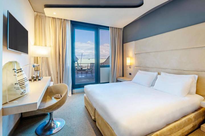 Hotel para 2 personas - 1