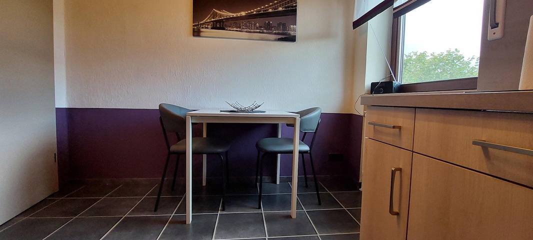Ganze Wohnung, Ferienwohnung Pia - Ferienwohnung mit Balkon in Seenähe in Muhr am See, Fränkisches Seenland