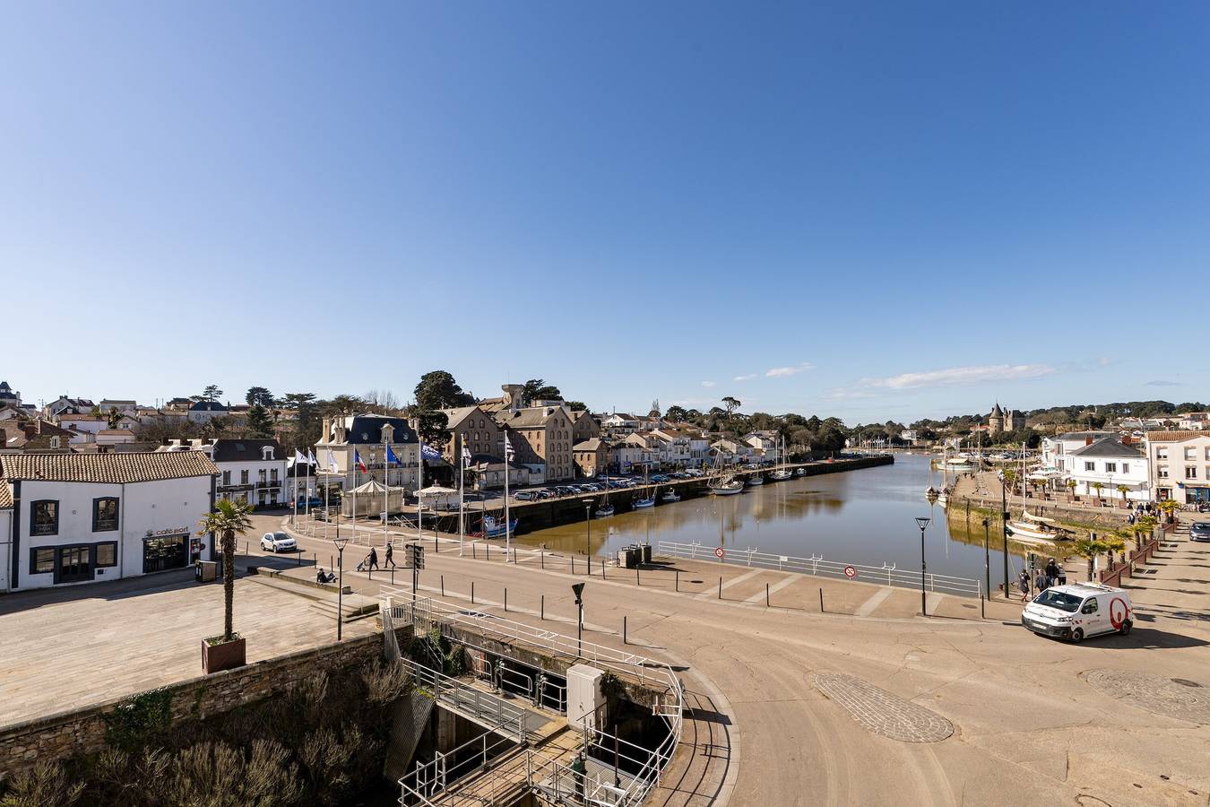 Studio 'A011 - Uitzicht op de Oude Haven van Pornic' met Wi-Fi, foto 15