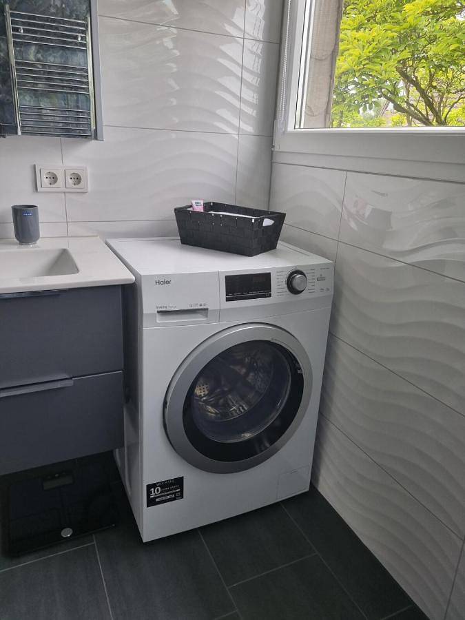 Ferienwohnung für 5 Personen, mit Terrasse und Sauna in Moers - 4