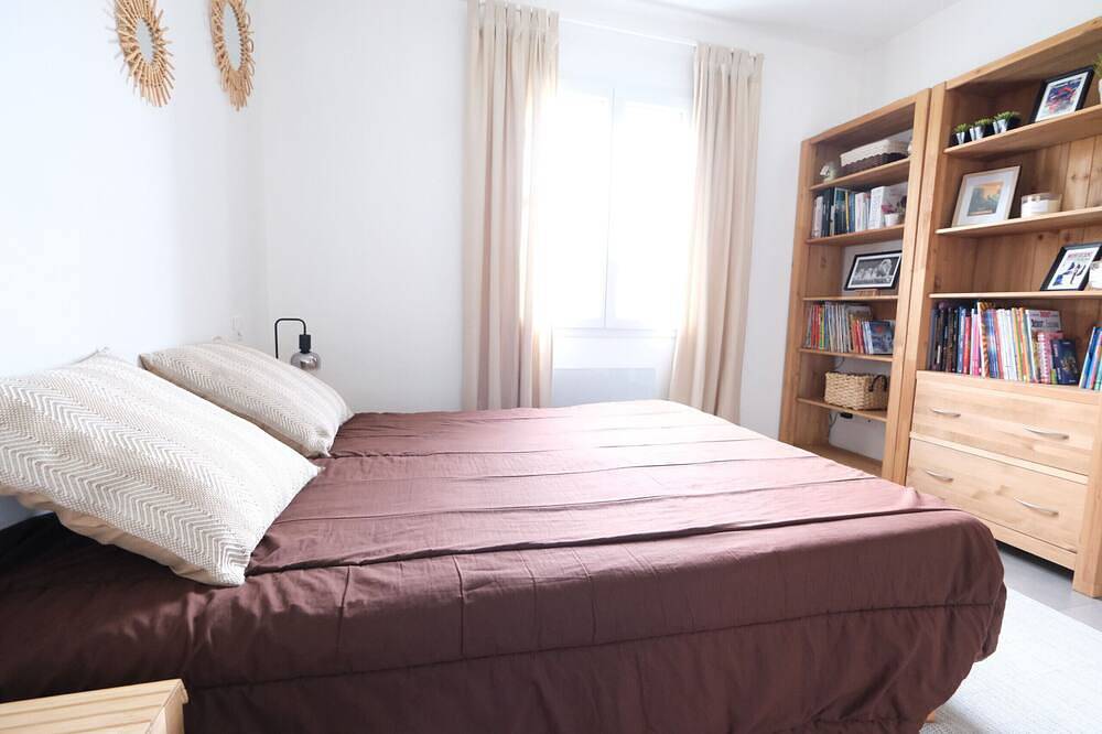 Holiday rental with pool in the Alpilles for 6 people in Plan-d'Orgon, Region de Arles