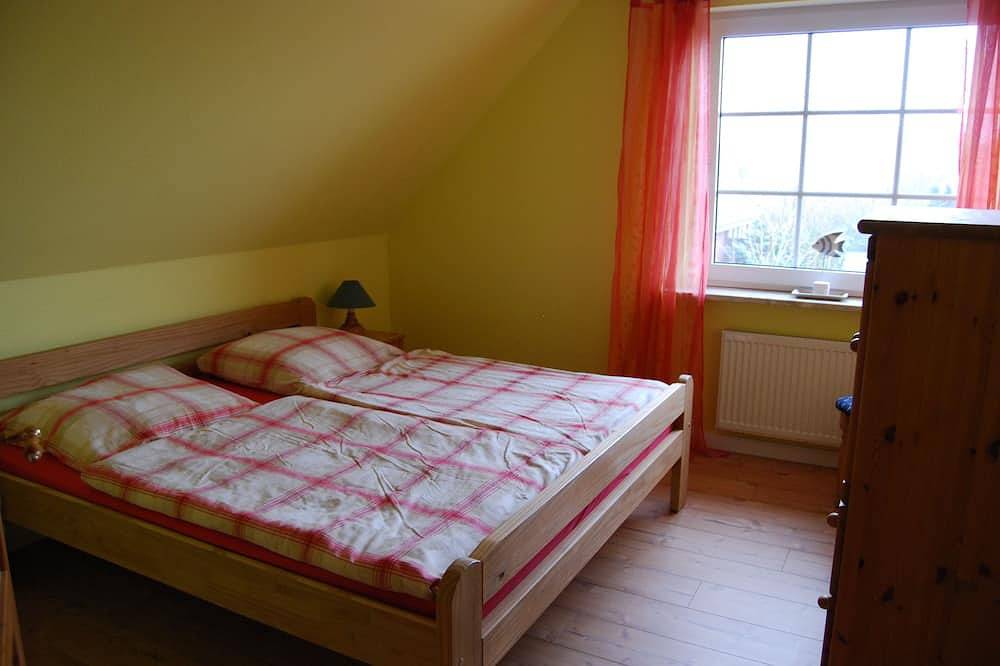 Schöne Ferienwohnung an der Nordsee zwischen Büsum und St. Peter bis 5 Personen in Wesselburen, Wesselburen und Umgebung Region