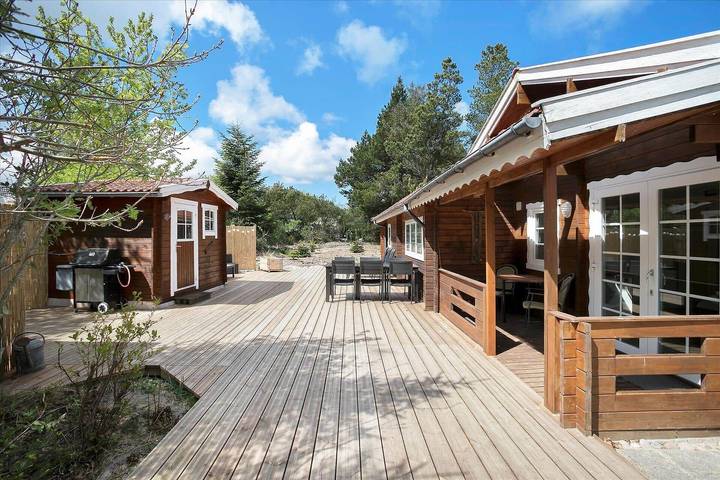 Ferieudlejning for 6 personer, med terrasse i Thorup Strand