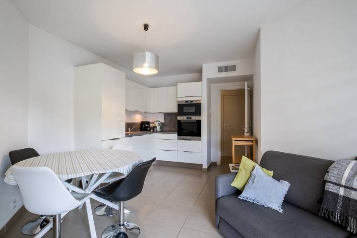 Gîte pour 4 personnes, avec balcon, animaux acceptés à Cagnes-sur-Mer - 3