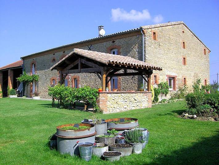 Location de vacances pour 4 personnes, avec jardin ainsi que terrasse et jacuzzi dans Haute-Garonne - 2