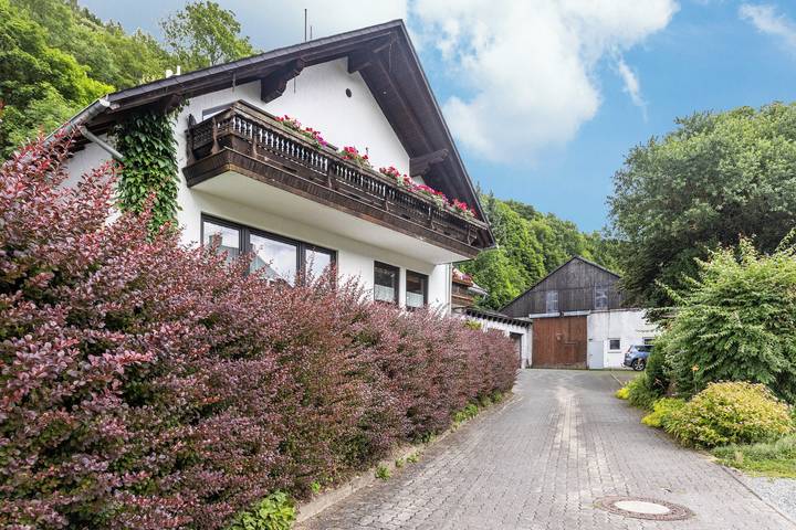Ganze Wohnung, Apartment Ferienwohnung am Golfplatz' Fewo A' mit Bergblick, Balkon und Wlan in Willingen, die Mittelgebirge