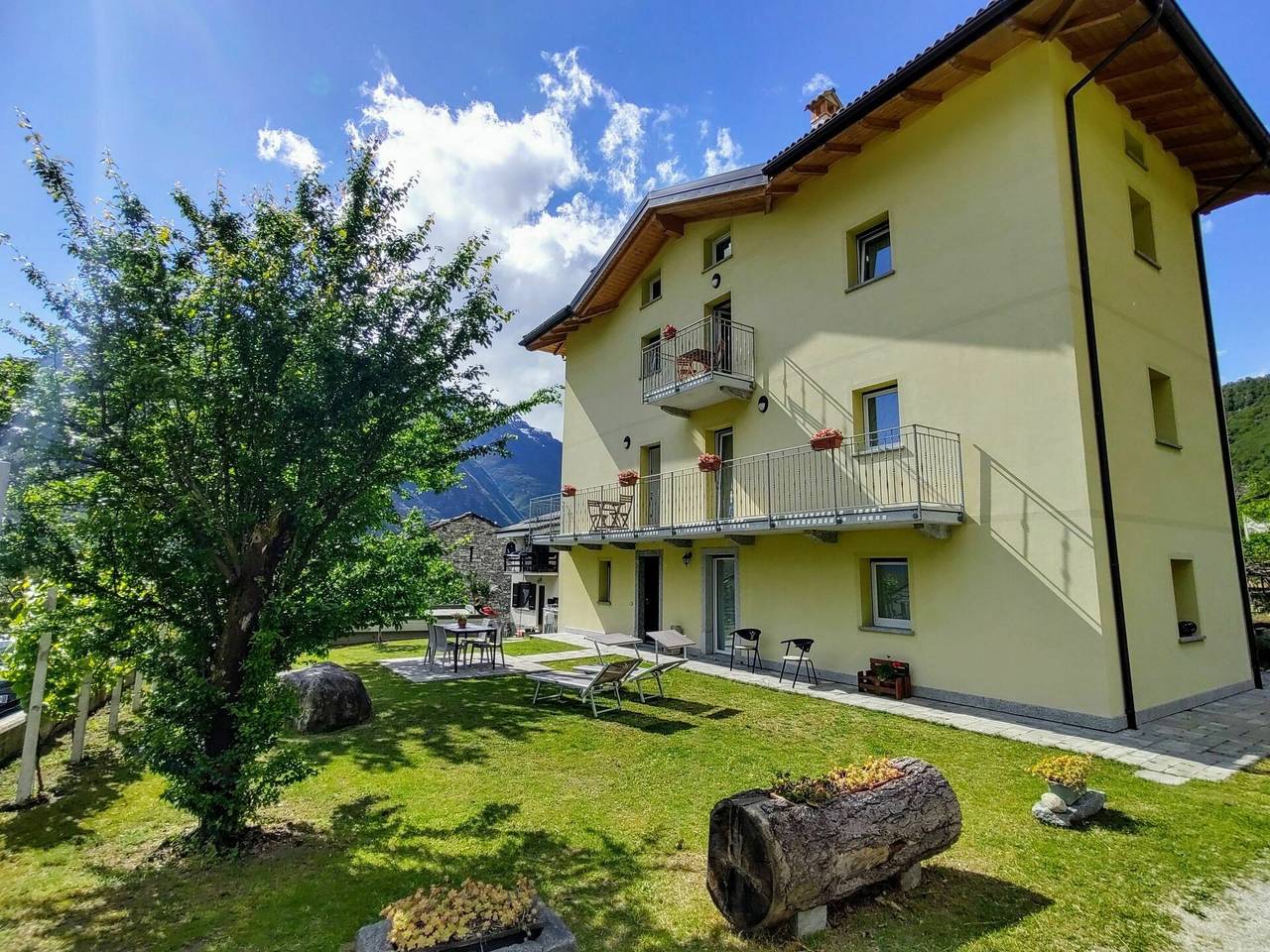Ganze Wohnung, Lago di Mezzola 615 - Gruf 615.3 in Novate Mezzola (Dorf), Novate Mezzola