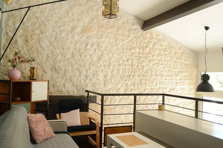 Gîte pour 4 personnes, avec jardin ainsi que terrasse et piscine - 1