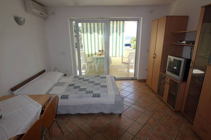 Bungalow für 2 Personen, mit Garten auf Krk - 4