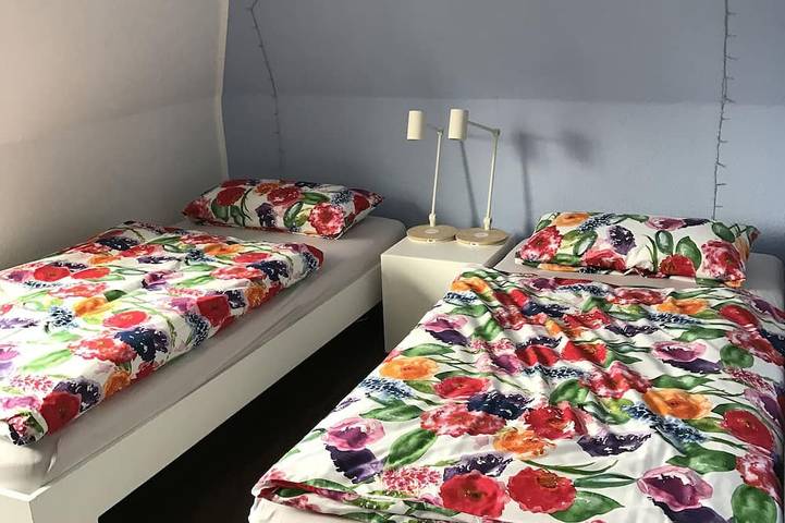 Ferienwohnung für 4 Personen, mit Garten und Whirlpool in Steglitz-Zehlendorf - 2