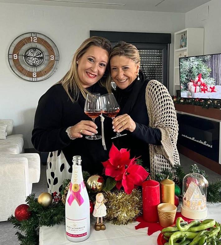 Chalet para 6 personas, con terraza y jacuzzi además de piscina y jardín en Campo de Cartagena