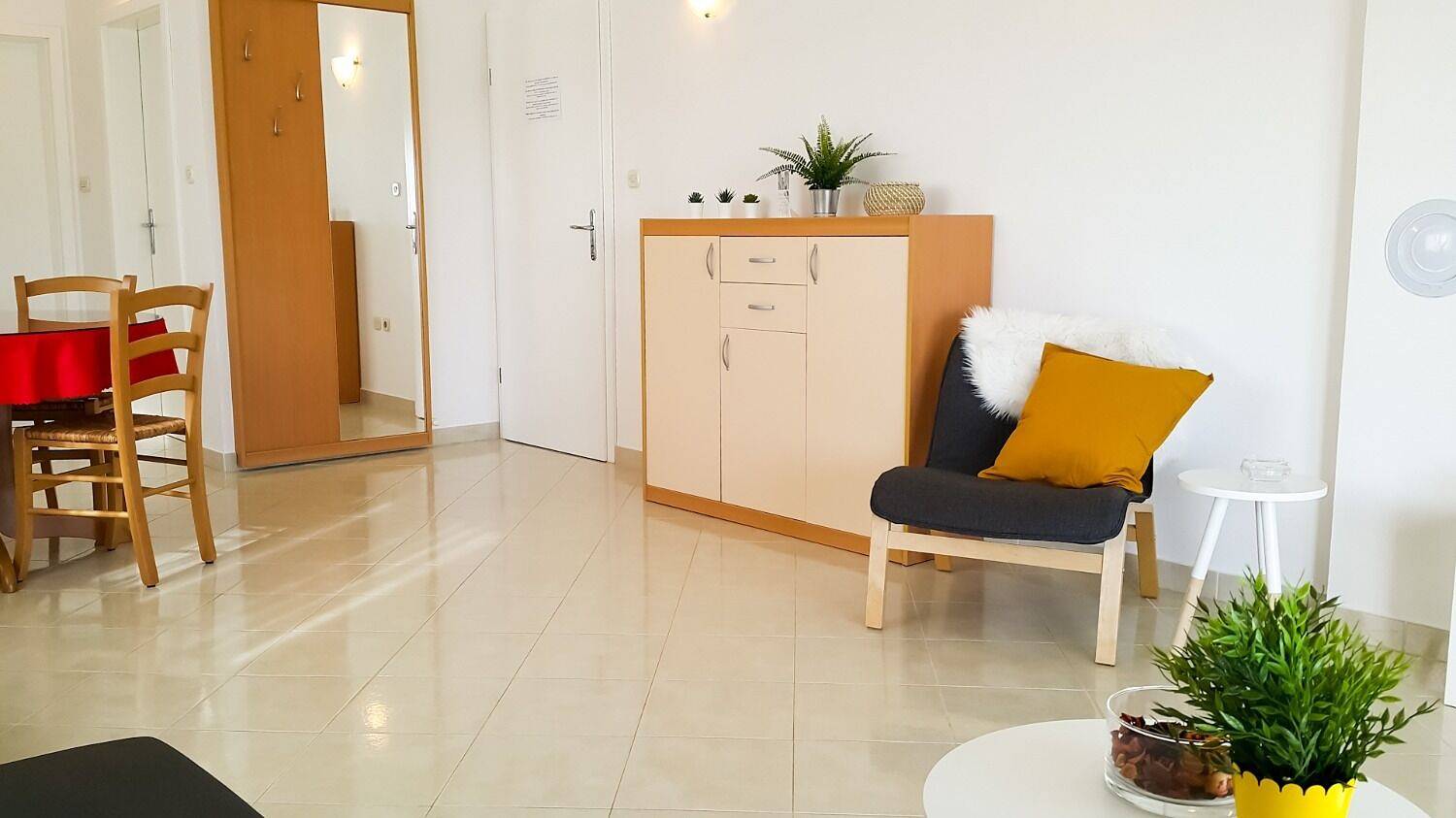 Ganze Wohnung, Apartment Beti in Betina, Tisno