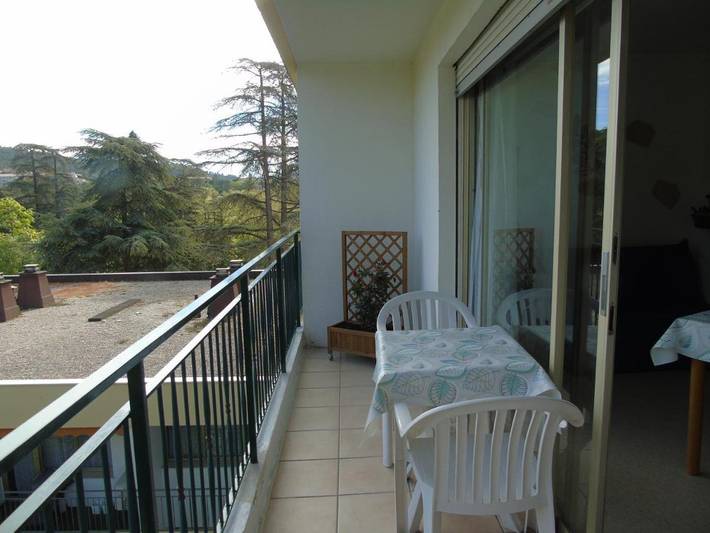 Gîte pour 2 personnes, avec terrasse dans Casino de Greoux les Bains - 3