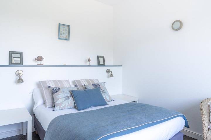 Hôtel pour 2 personnes, avec balcon ainsi que vue et jardin dans Penthièvre - 3