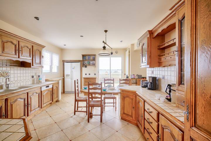 Location de vacances pour 12 personnes, avec jardin et balcon dans Plage de Grève Blanche (Guilvinec) - 3