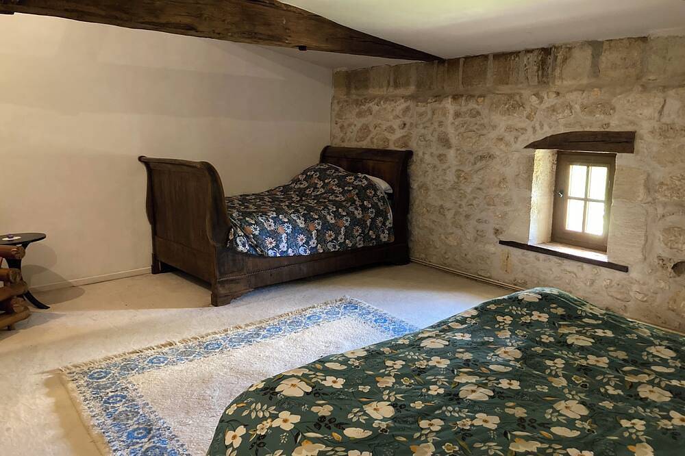 Maison de maître girondine authentique en pleine nature in Carsac-de-Gurson, Périgord Pourpre