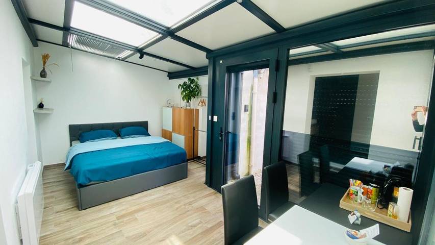 Maison d’hôte pour 2 personnes, avec Balcon et Terrasse ainsi que Jardin et Vue
