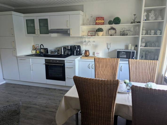 Ganze Ferienwohnung, Alt-Loga - Komfortable Ferienwohnung mit Salzgrotte und Wellnessangeboten in Leer, Landkreis Leer