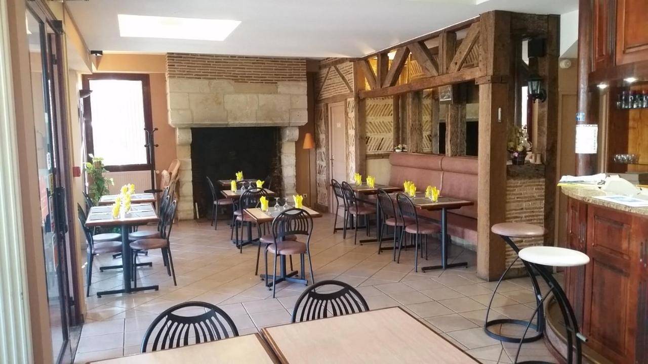Hostellerie des Colonnes in La Force, Périgord Pourpre