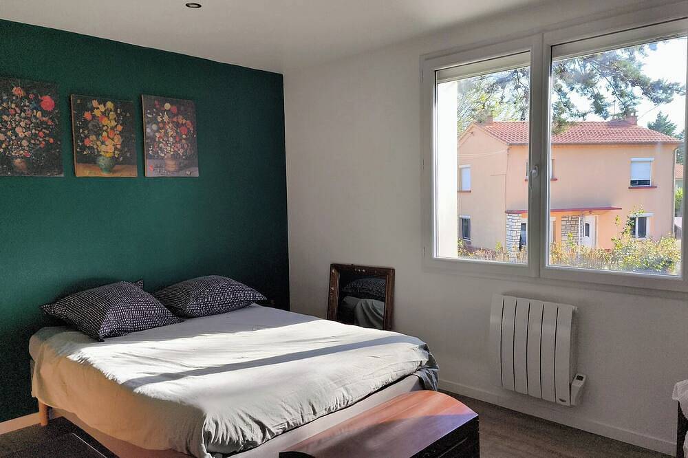 Entire apartment, 2-bedroom apartment Vaucluse in Sorgues, Vaucluse