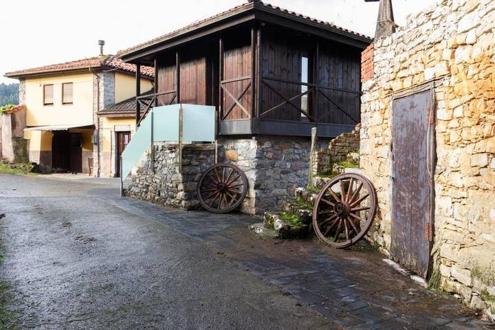 Casa rural para 2 personas, con Terraza y Jardín en Pravia