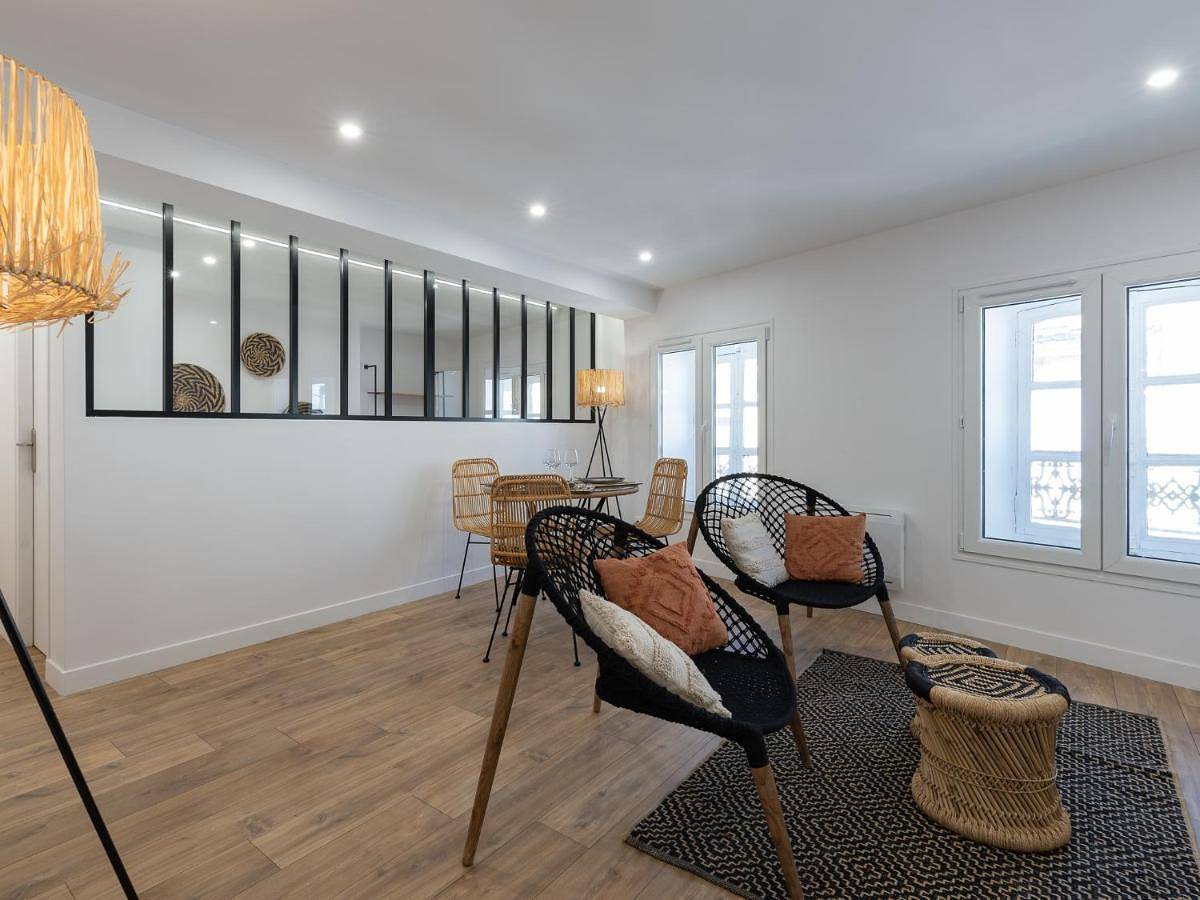 Appartement entier, One-Bedroom Apartment in Roanne, Région de Roanne