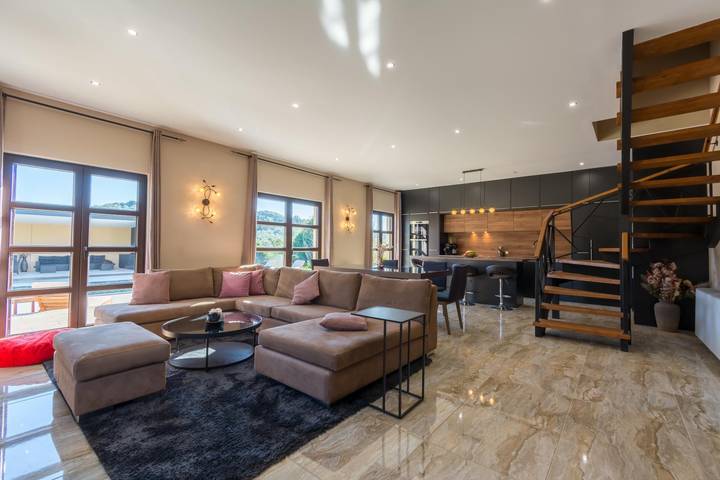 Villa für 10 Personen mit Garten in Dragotina, Korfu