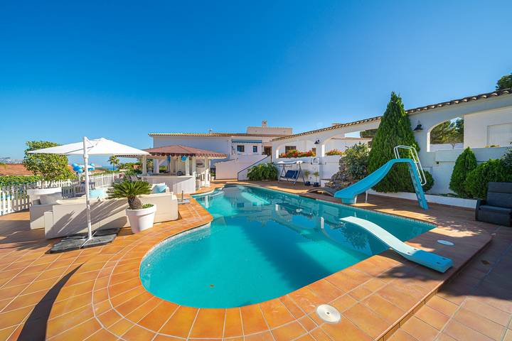 Casa rural para 12 personas, con jardín y jacuzzi, Se admiten mascotas en Alfàs del Pi - 2