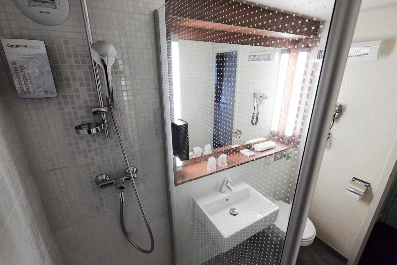 Twin Room in Saint-Witz, Val-d'Oise