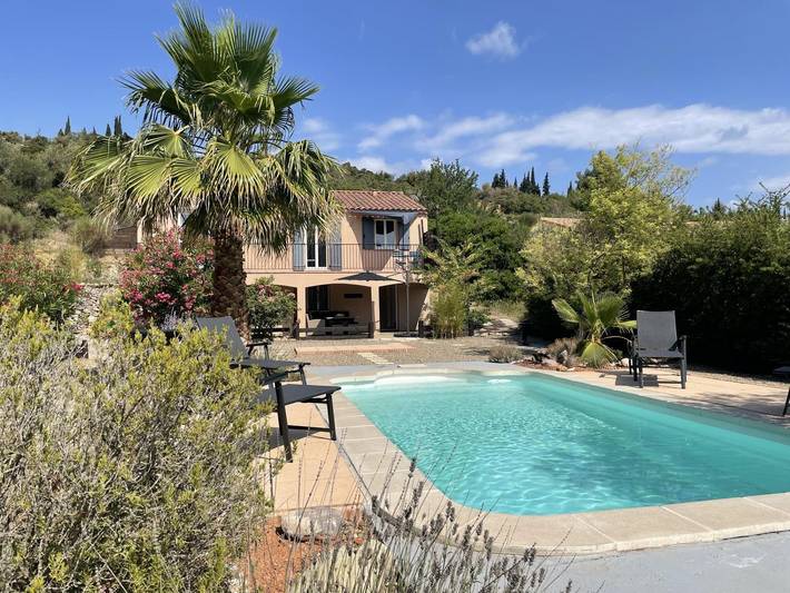 Gîte pour 8 personnes, avec jardin à Embres-et-Castelmaure