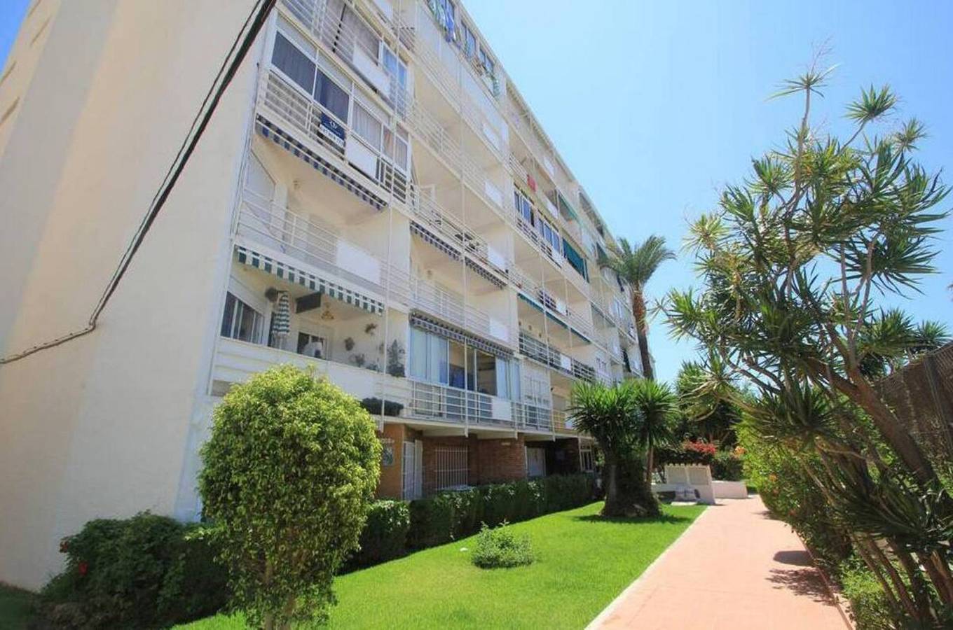 Geheel appartement, Stunning 1 bed apt Benalmadena in Benalmádena, Costa del Sol