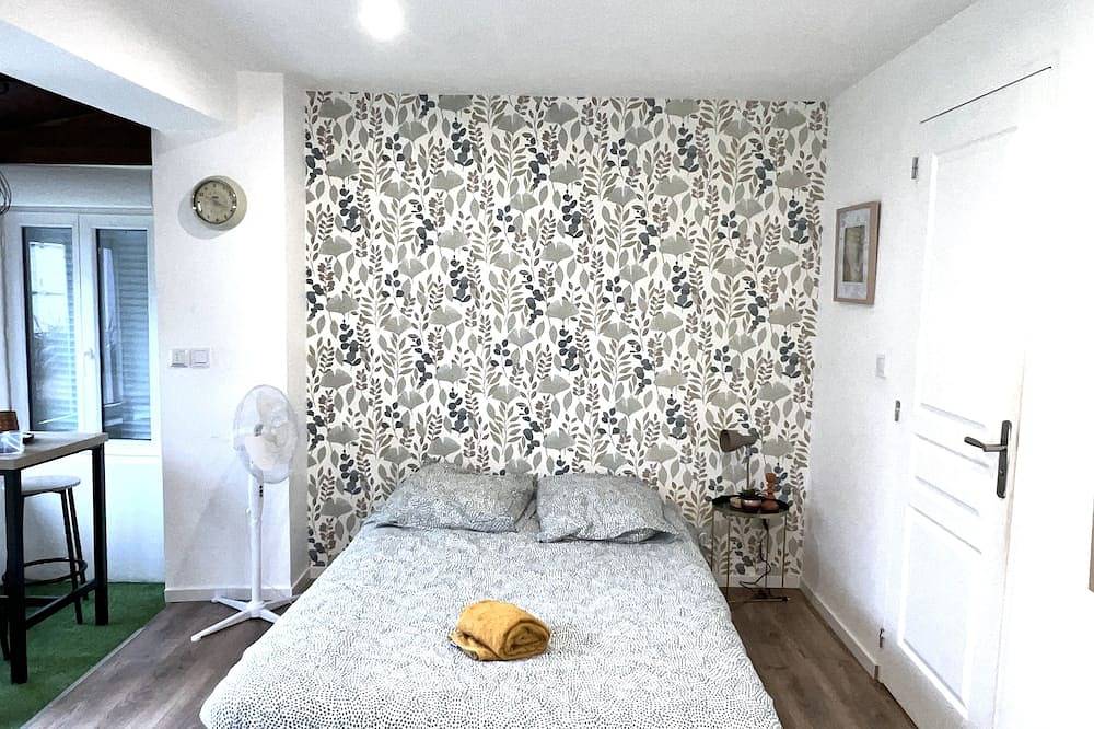 Cosy studio 24 m2 in Amblainville, Oise