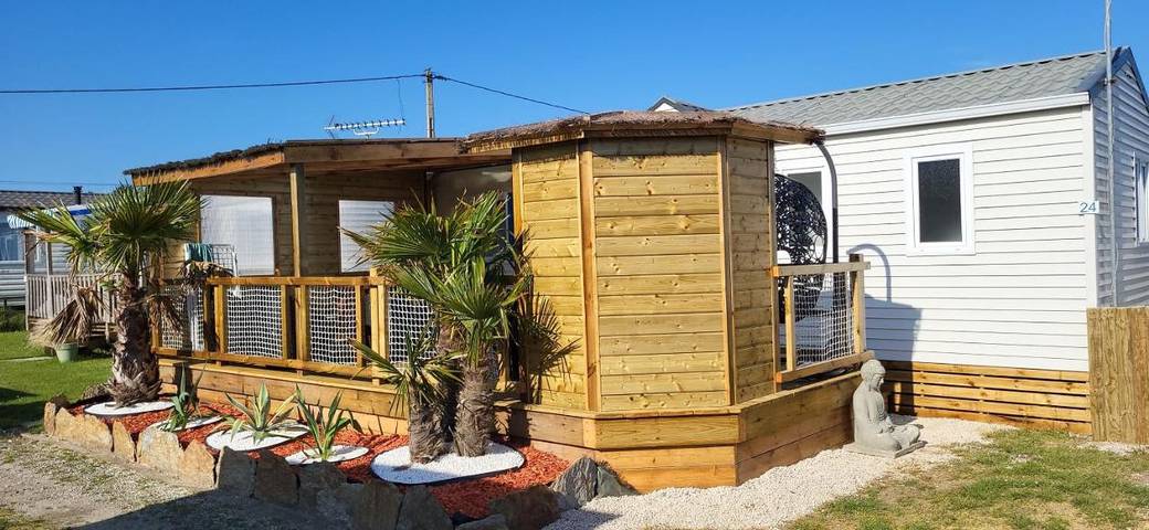 Location de vacances pour 2 personnes, avec terrasse et piscine à La Plaine-sur-Mer - 4