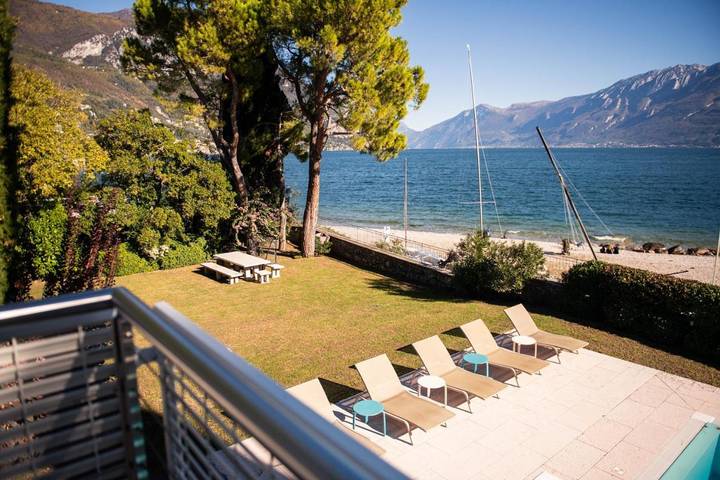 Villa für 8 Personen, mit Balkon und Garten sowie Pool in Bogliaco
