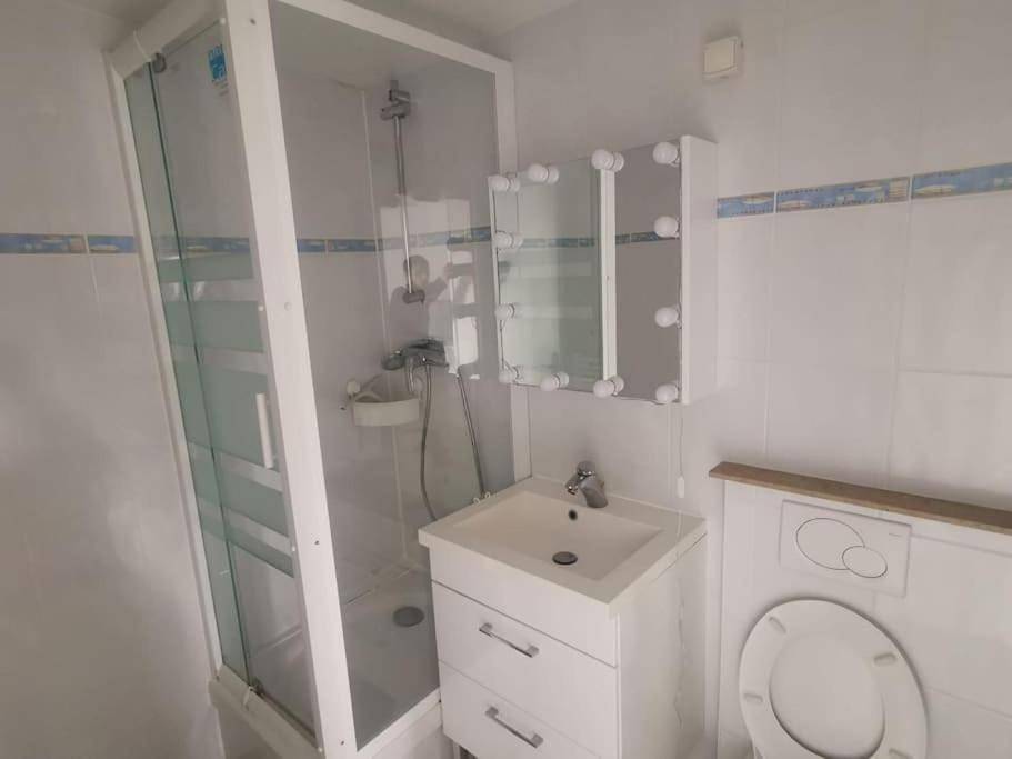 Appartement entier, One-Bedroom Apartment in Villeron, Val-d'Oise