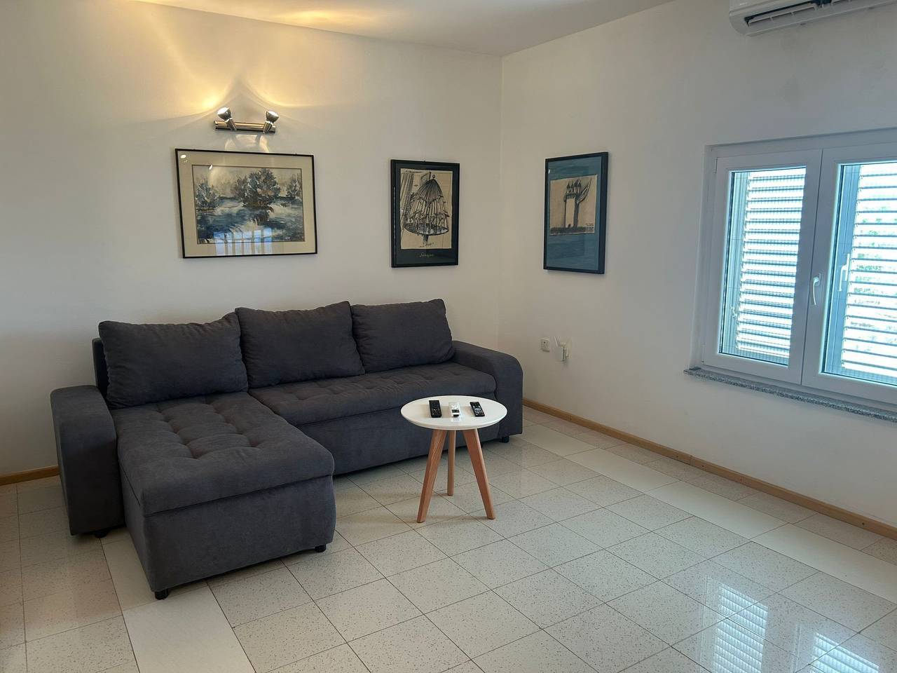 Ganze Wohnung, Pasman' Wohnung mit Blick aufs Wasser in Nevidane, Pasman