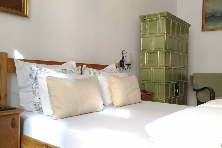 Ganze Wohnung, Apartment mit Blick auf die Donau, Klimaanlage, Wlan, kostenlose Minibar, persönlicher Empfang in der Nähe des Parlaments in Budapest, Danube-Ipoly National Park