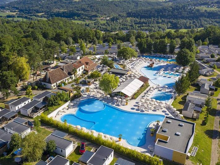 Camping pour 5 personnes, avec bassin pour enfant