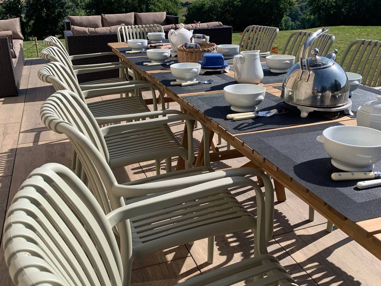 Renoviertes Landhaus chic, 6 Zimmer, 13 Pers., Garten, Terrasse, Haute-Loire in Siaugues-Sainte-Marie, Haute-Loire