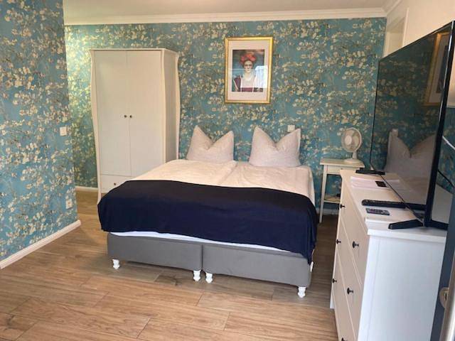 Double Room with Private Bathroom in Eberswalde, Barnimerland Region