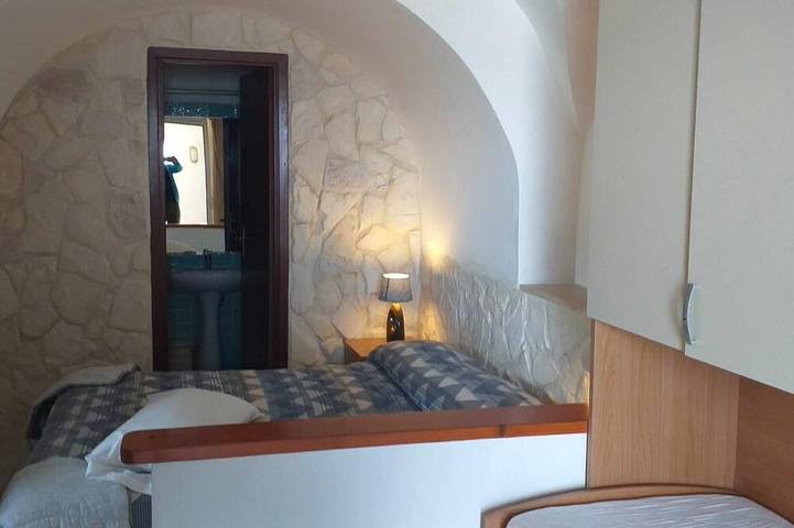 Studio apartment, sea front, terrace, floor 1 (Poppy) in Anzio, Rome Province