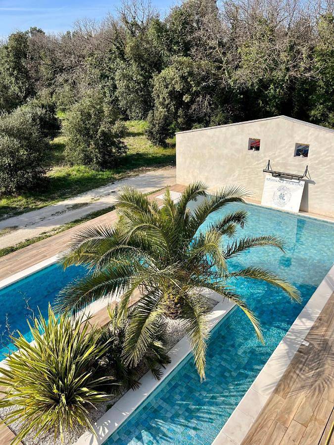 Location de vacances pour 8 personnes, avec sauna et jardin ainsi que piscine et jacuzzi à Montségur-sur-Lauzon - 2
