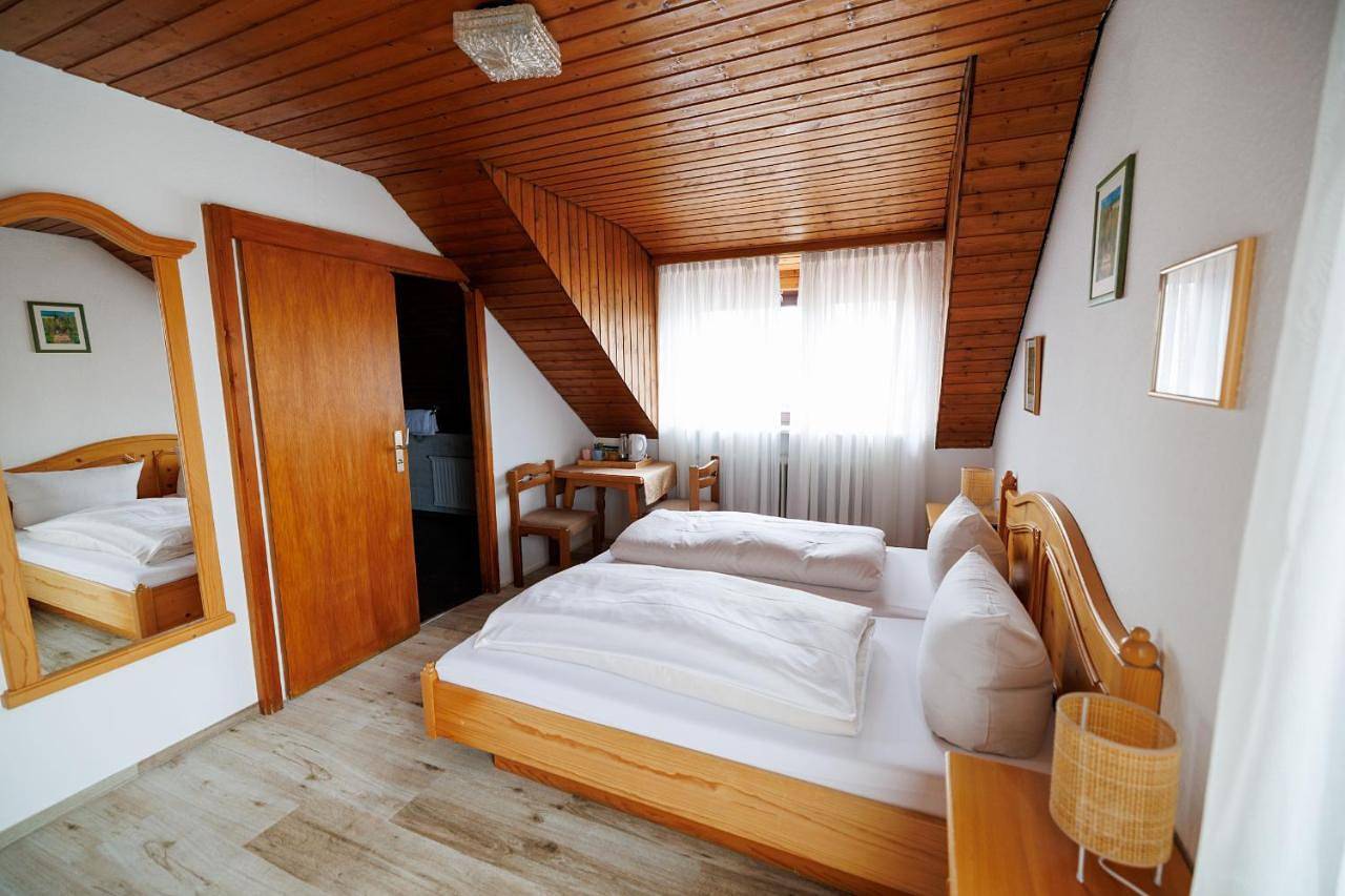 Drexl Gasthof Shiro in Schondorf, Ammersee