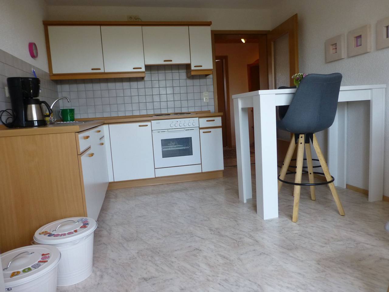 Ganze Wohnung, Ferienwohnung 'Federgeistchen, 45qm' mit Balkon und Wi-Fi in Ostrach, Region Bodensee-Oberschwaben