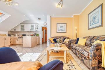 Vacation Rental for 4 Guests in Zingst, Western Pomerania, Picture 3