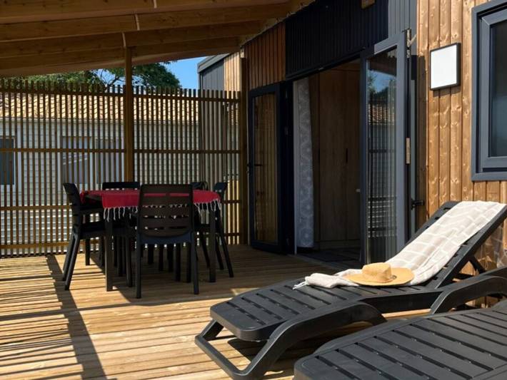 Camping pour 6 personnes, avec terrasse, animaux acceptés à Dolus-d'Oléron - 2